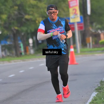 Runner Photo 7694719