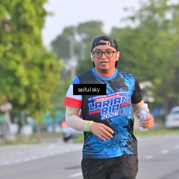 Runner Photo 7694724