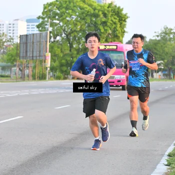 Runner Photo 7694739
