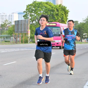 Runner Photo 7694741