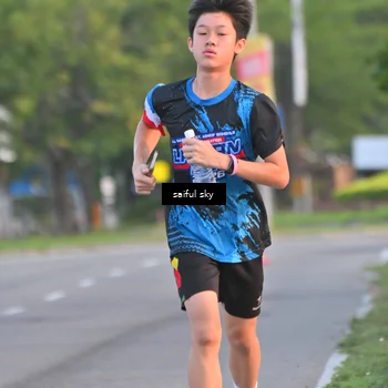 Runner Photo 7694755