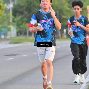 Runner Photo 7694768