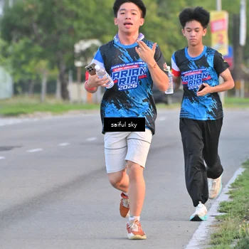 Runner Photo 7694769