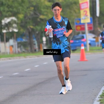 Runner Photo 7694780