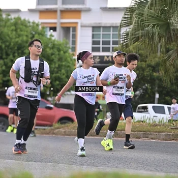 Runner Photo 7694794