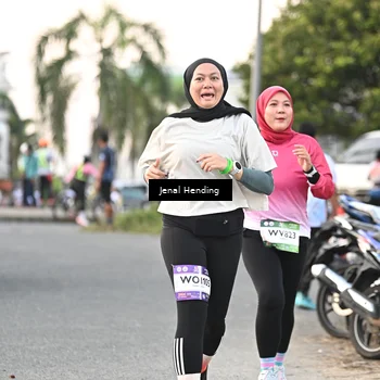 Runner Photo 7694802