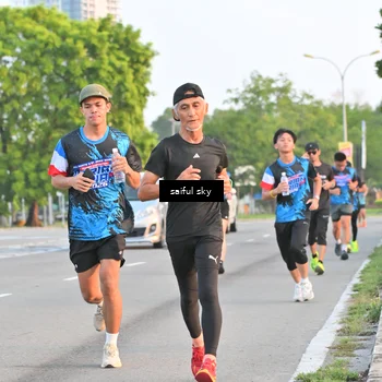Runner Photo 7694819
