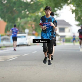 Runner Photo 7694822