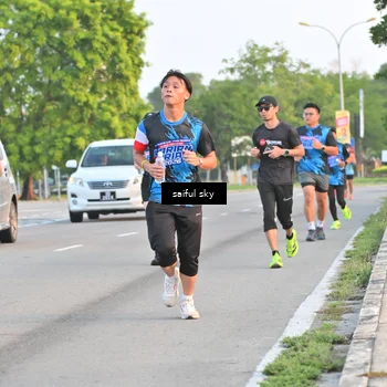 Runner Photo 7694824