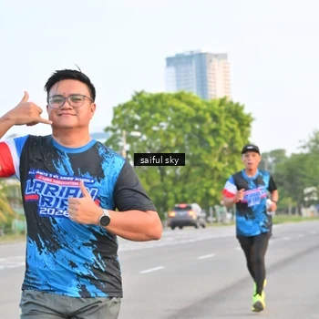 Runner Photo 7694842