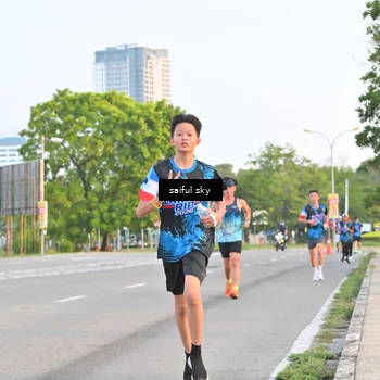 Runner Photo 7694856