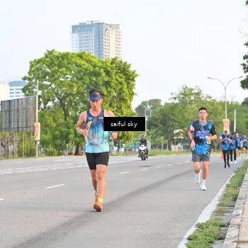 Runner Photo 7694868