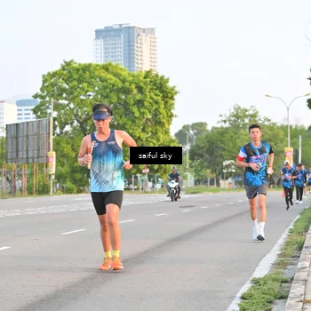 Runner Photo 7694873