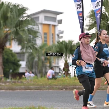 Runner Photo 7694876