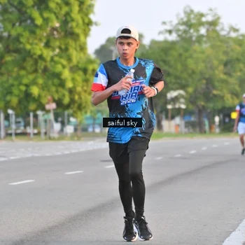 Runner Photo 7694885