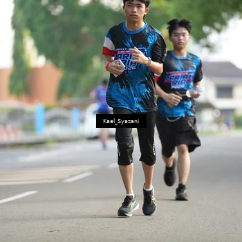 Runner Photo 7694891