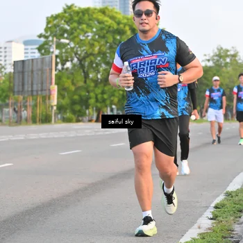 Runner Photo 7694896
