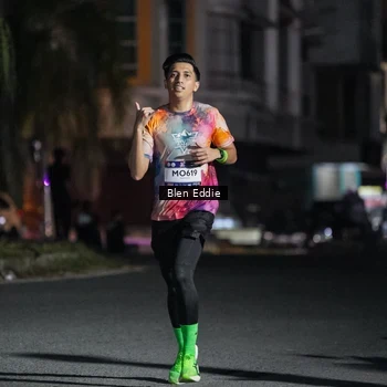 Runner Photo 7694899