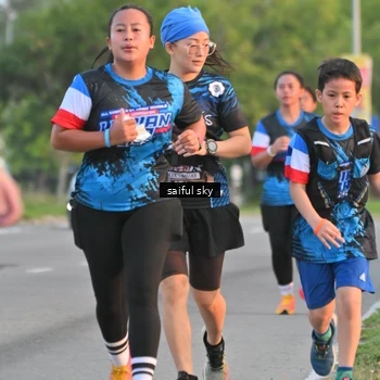 Runner Photo 7694912