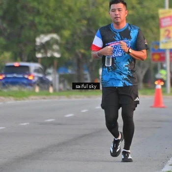 Runner Photo 7694930