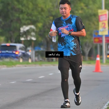 Runner Photo 7694933