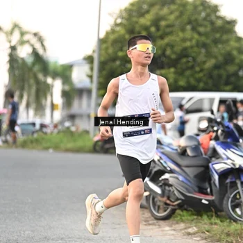 Runner Photo 7694938