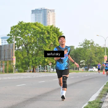 Runner Photo 7694952