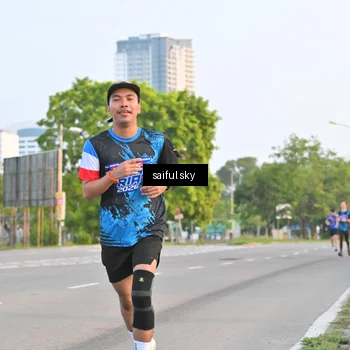 Runner Photo 7694957