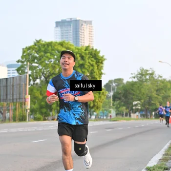 Runner Photo 7694958