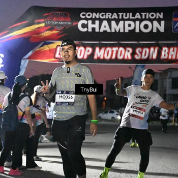 Runner Photo 7694961