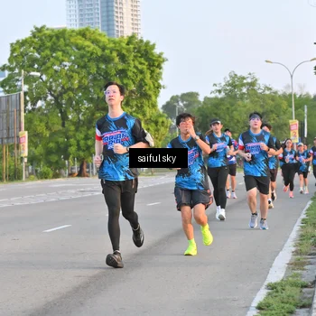 Runner Photo 7694962