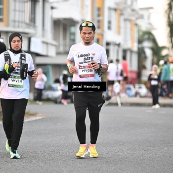 Runner Photo 7694979