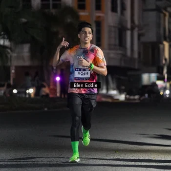 Runner Photo 7694985