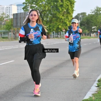 Runner Photo 7694988