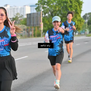 Runner Photo 7694990