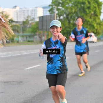 Runner Photo 7694991