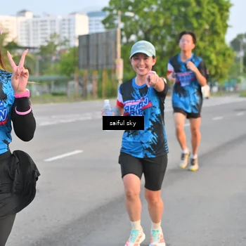 Runner Photo 7694995