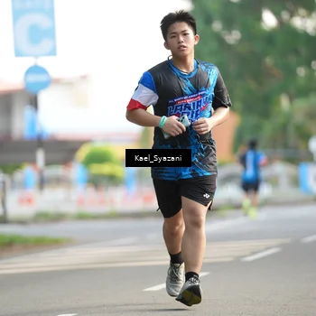 Runner Photo 7695008