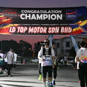 Runner Photo 7695024