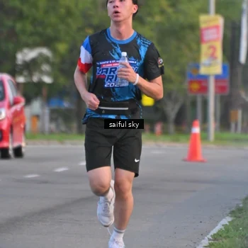 Runner Photo 7695026