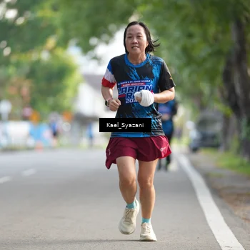 Runner Photo 7695048