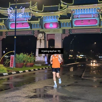 Runner Photo 7695058