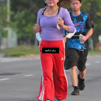 Runner Photo 7695081