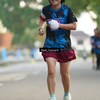 Runner Photo 7695089