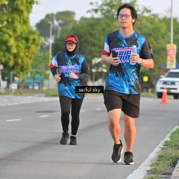 Runner Photo 7695099