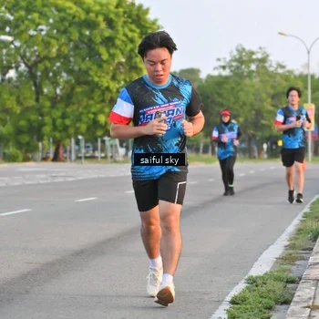 Runner Photo 7695107