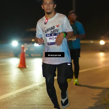 Runner Photo 7695109