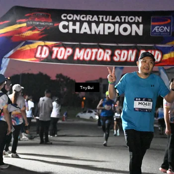 Runner Photo 7695122