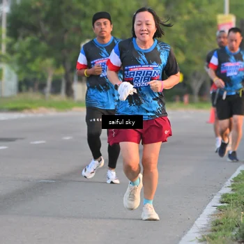 Runner Photo 7695139