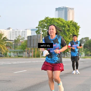 Runner Photo 7695154